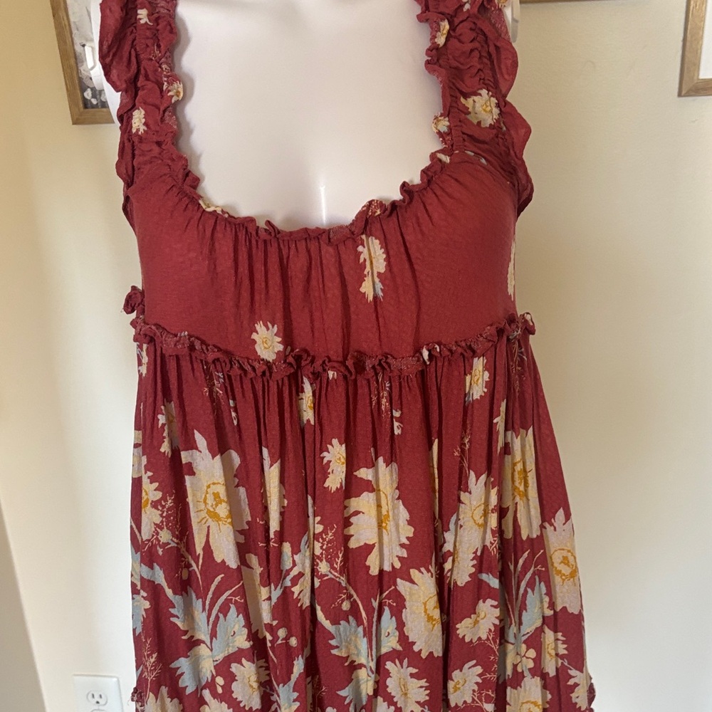 Women's Floral Ruffle Mini Dress - Red - Picture 3 of 6